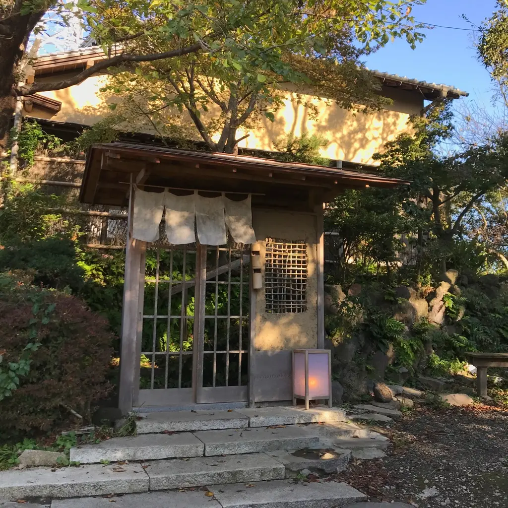 丘の上の古民家カフェin横須賀 居心地 時間を忘れる素敵カフェ 絶景ポイントもお見逃しなく Moreインフルエンサーズブログ Daily More