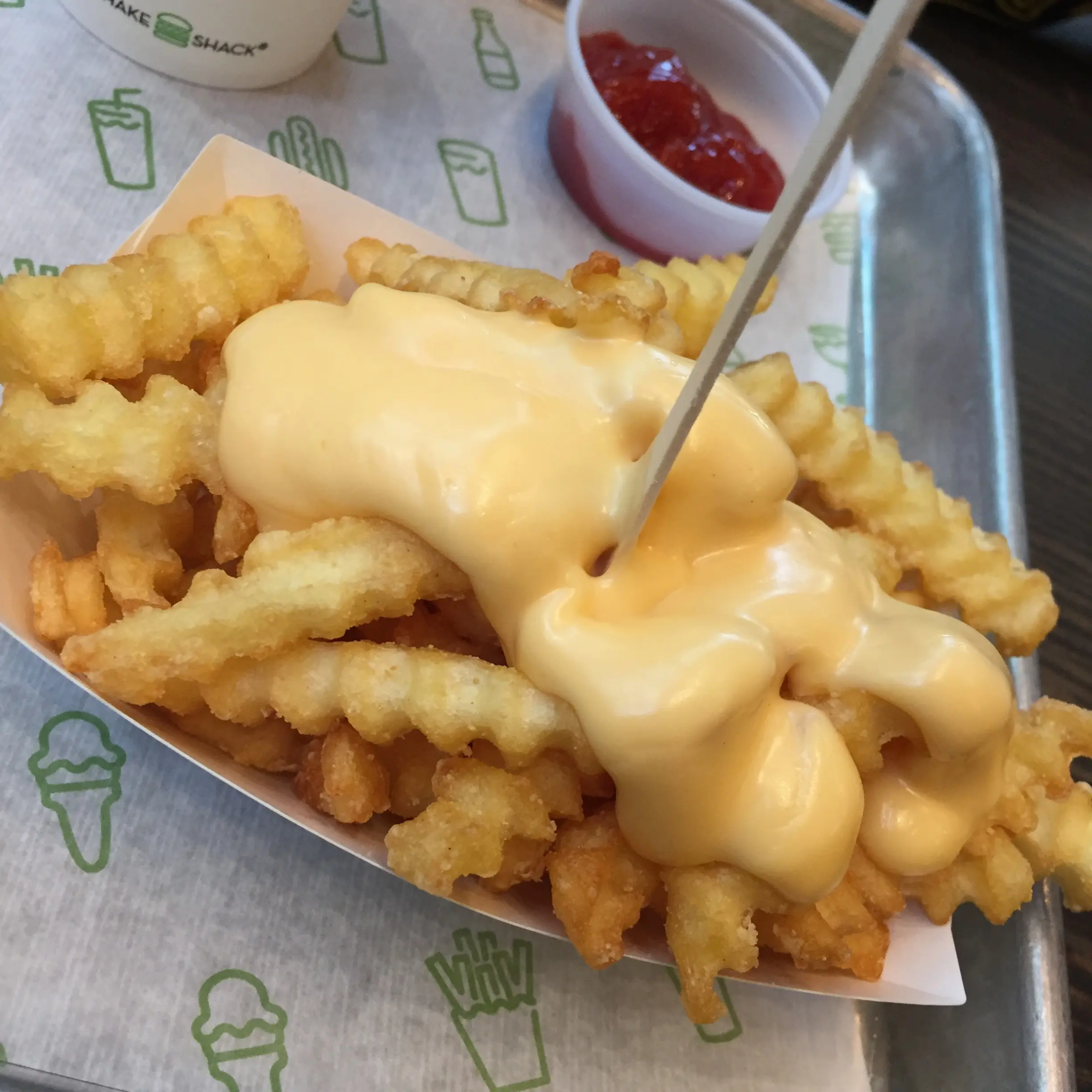 並ばずに食べるならこの店舗!?人気ハンバーガー店【SHAKE SHACK】でNY気分を満喫☆★_6