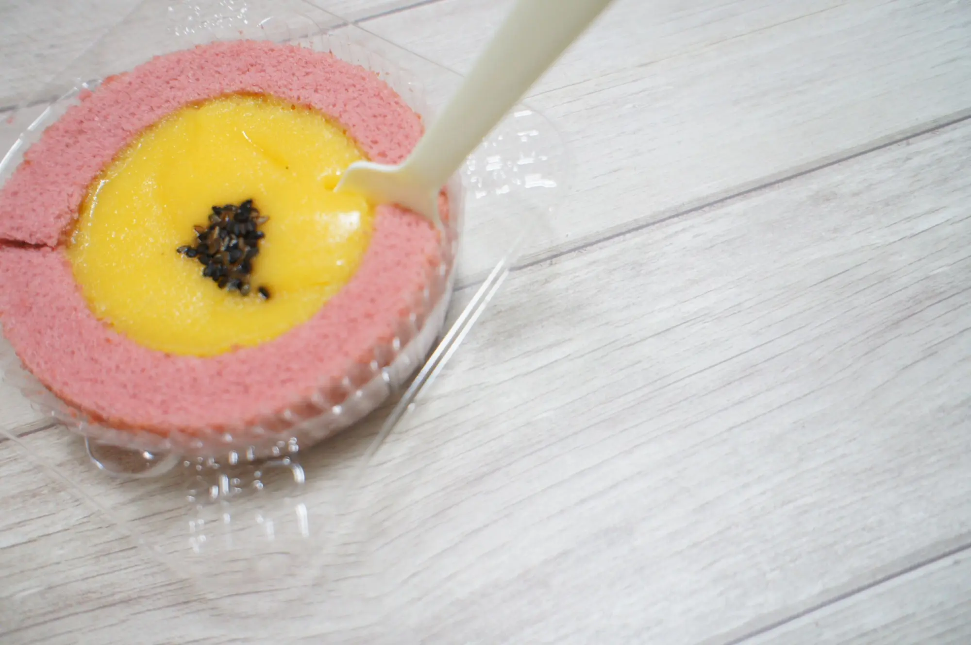 《秋のコンビニスイーツ❤️》【ローソン】蜜芋ロールケーキが美味しすぎる☻!_3