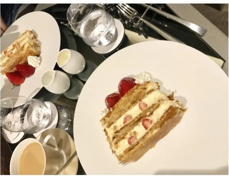 【SWEET】伝説の、マキシム・ド・パリのミルフィーユが銀座で復活!当時と変わった?味わいはいかに♡_4