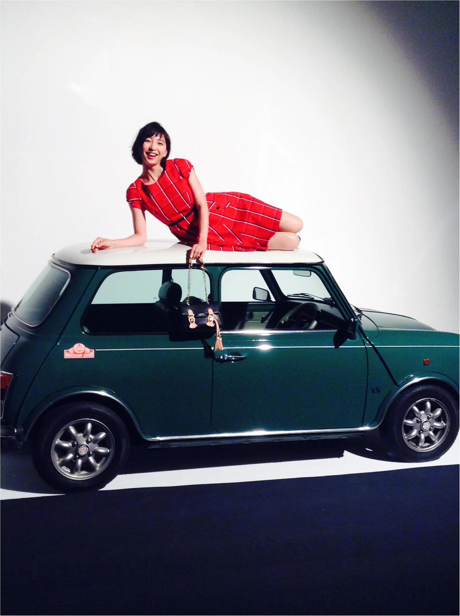 【オフショット】篠田麻里子の愛車? _2