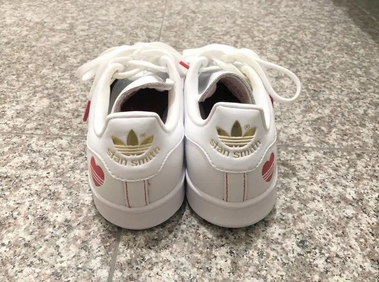 女心をくすぐるハートのSTAN SMITH_1