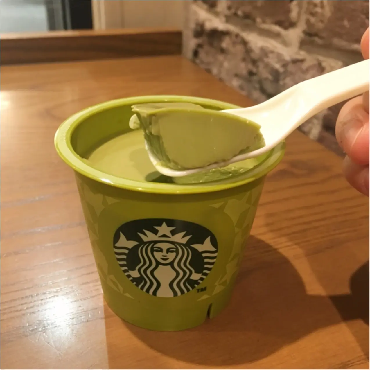 【 売り切れ必至!?】スターバックスのプリンに期間限定で抹茶が仲間入り♪ とろけるプリンのお味は…♡_4