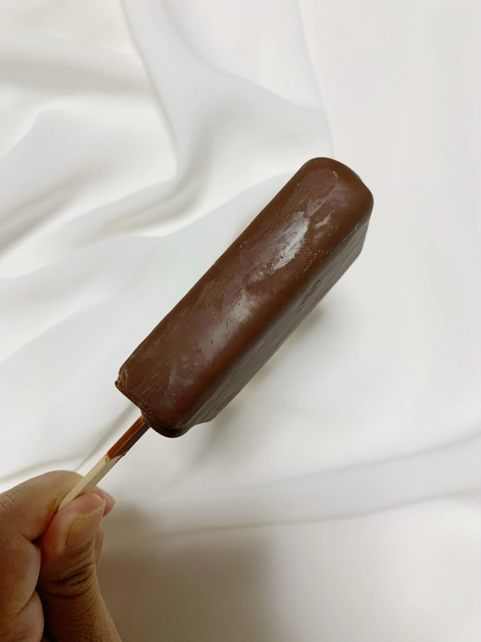 【チョコ好きさんに朗報♡】まるでガトーショコラ?!ファミマ限定のフローズンスイーツガトーショコラが美味しすぎ!_3