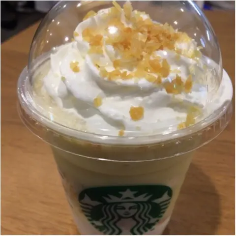 スタバ新作♡スイートポテトフラペチーノをさっそくいただきました_2