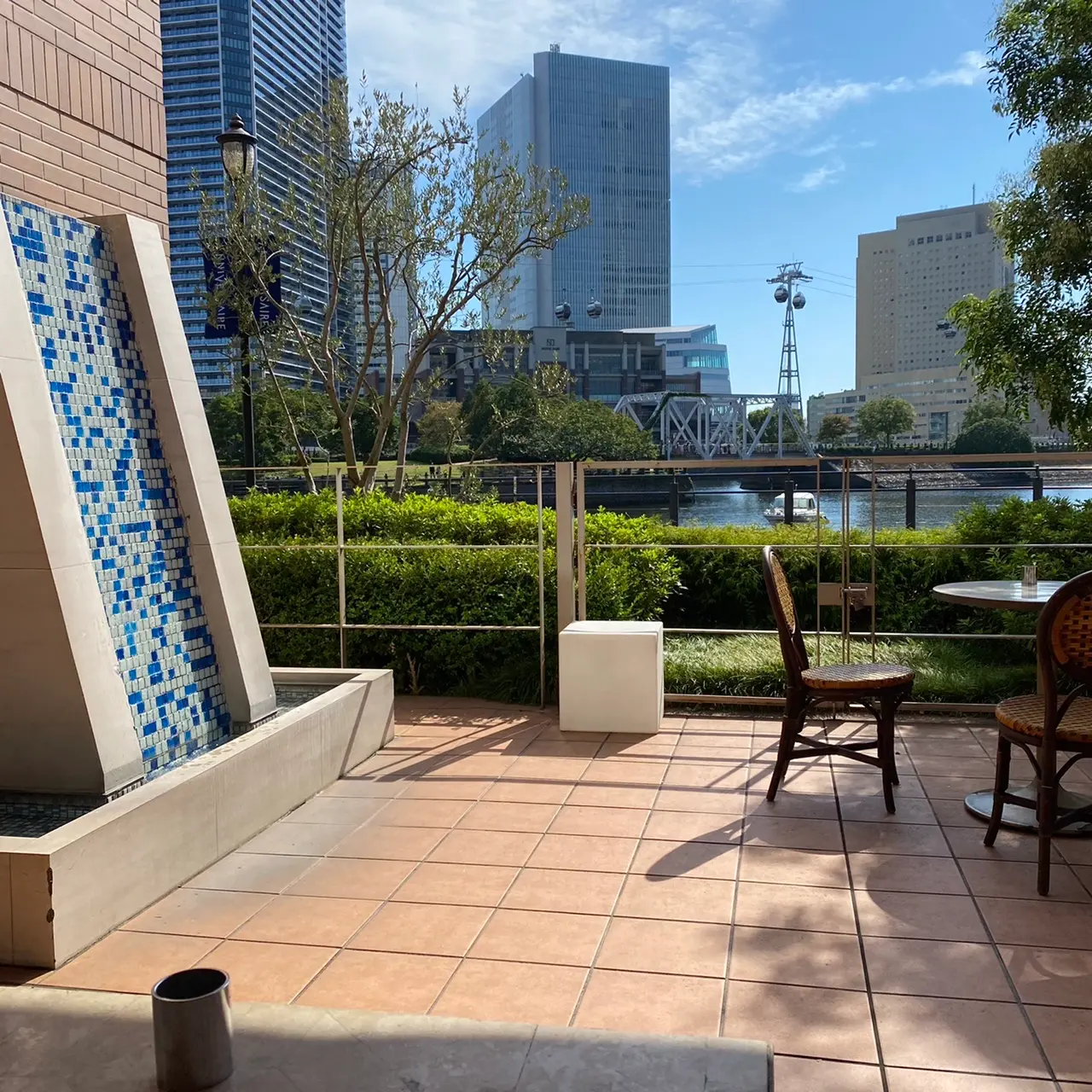 みなとみらいカフェ Anniversaire Cafeに行ってきたのでご紹介します Moreインフルエンサーズブログ Daily More