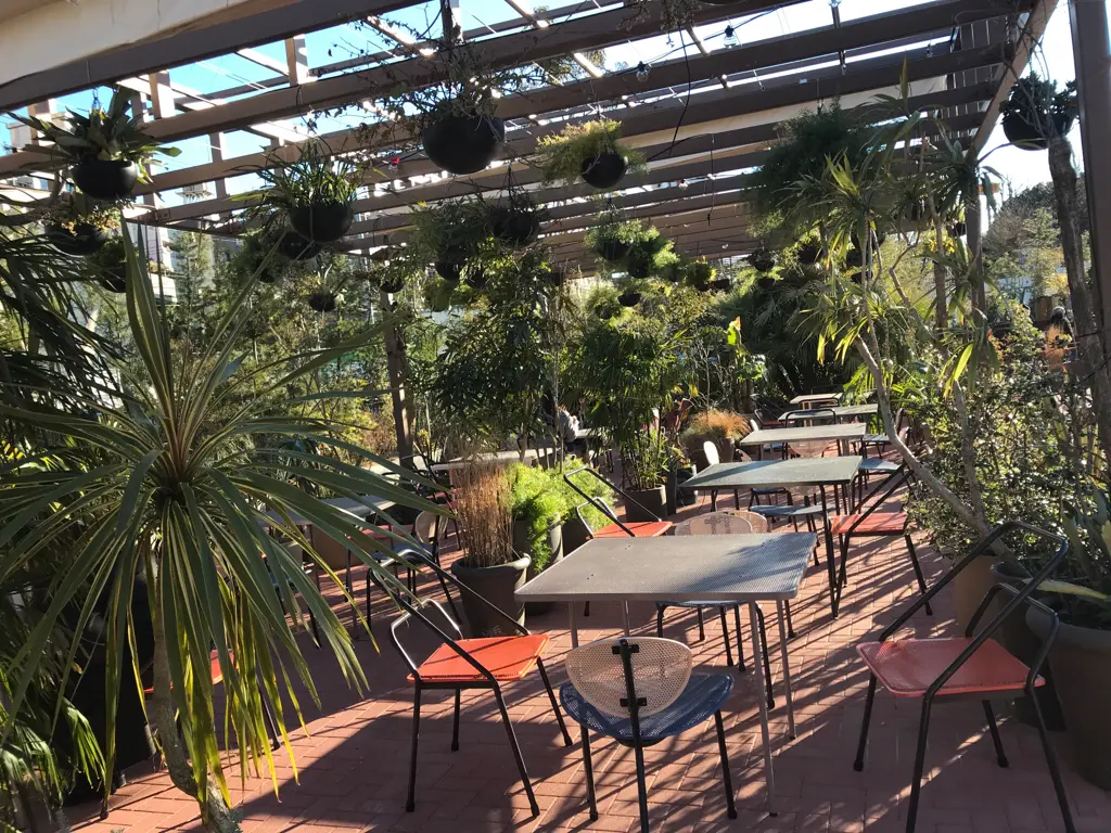 緑溢れる広場やカフェ、お花屋さん❤︎【SHARE GREEN MINAMI AOYAMA】がお洒落すぎる♡_11