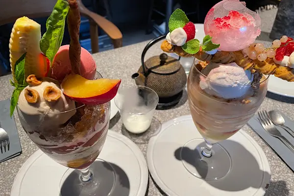 2種類のパフェ