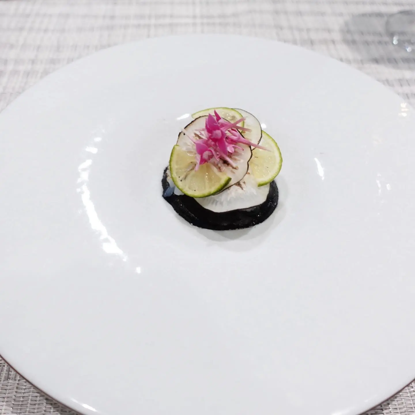 【大阪】国内初!エルメスが内装をデザインしたフレンチ「プリュイデテ」カトラリーもほぼエルメスなのにお値段はハイコスパ!?_6
