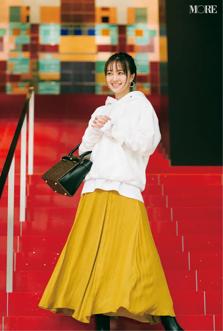 連載最終回! 仕事と恋愛、それぞれのハッピーエンド♡ パンツ派巴瑞季・スカート派りな「秋ボトムに何合わせてく?」着回し30日目_3