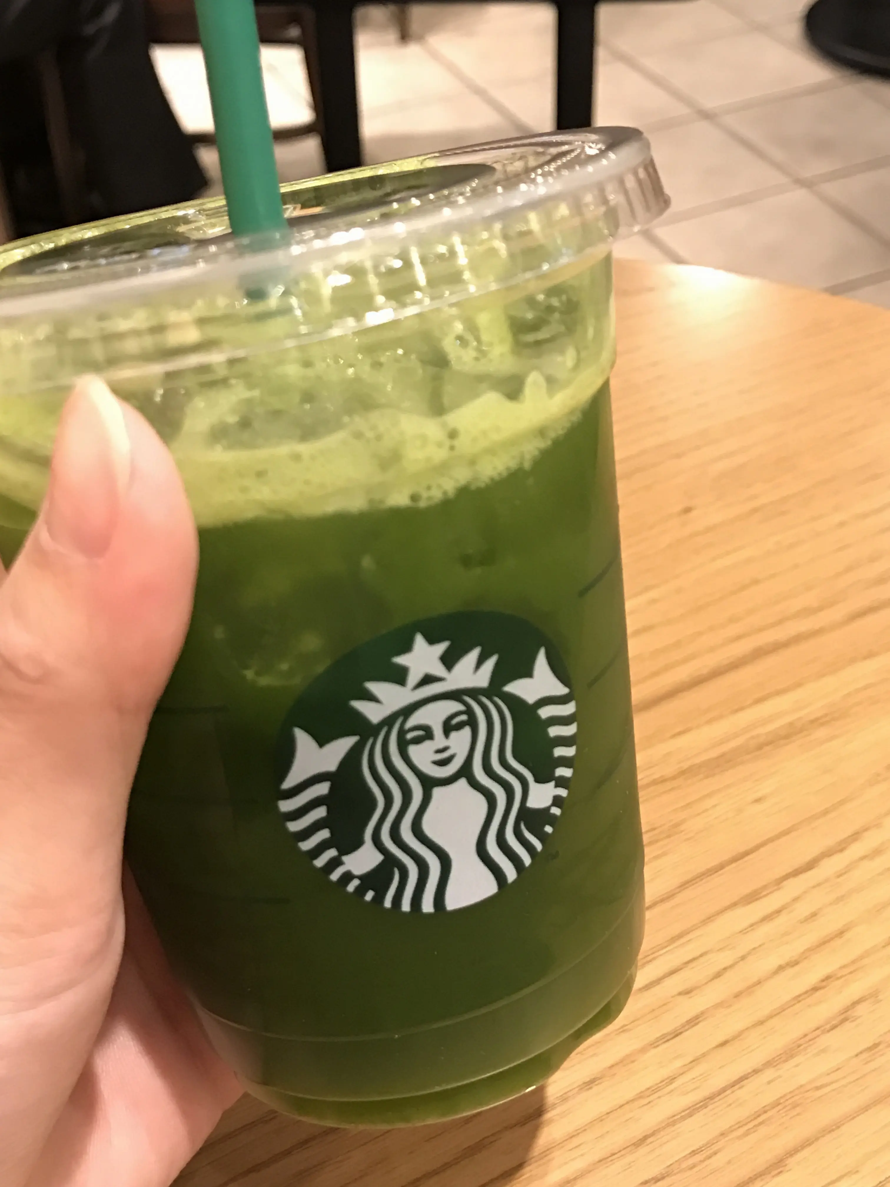 ☆★スタバ新作速報★☆本日より販売開始の《地域限定》ドリンクは爽やかに喉を潤すティーリフレッシュメント♡_3
