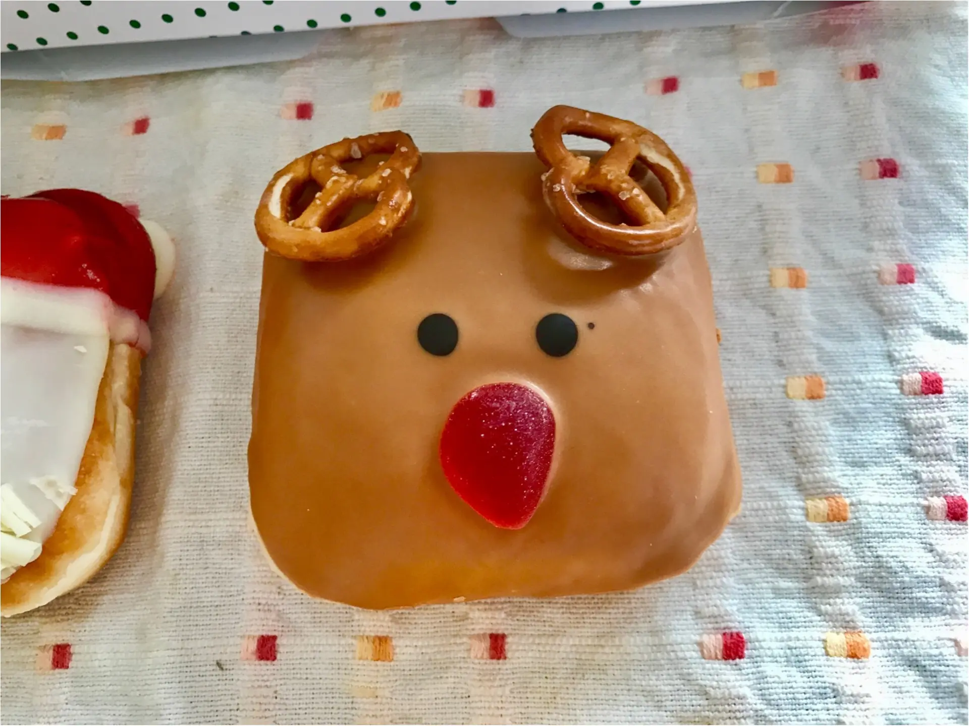 【クリスピークリームドーナツ】クリスマス限定ドーナツが可愛すぎると絶賛の嵐♡_4