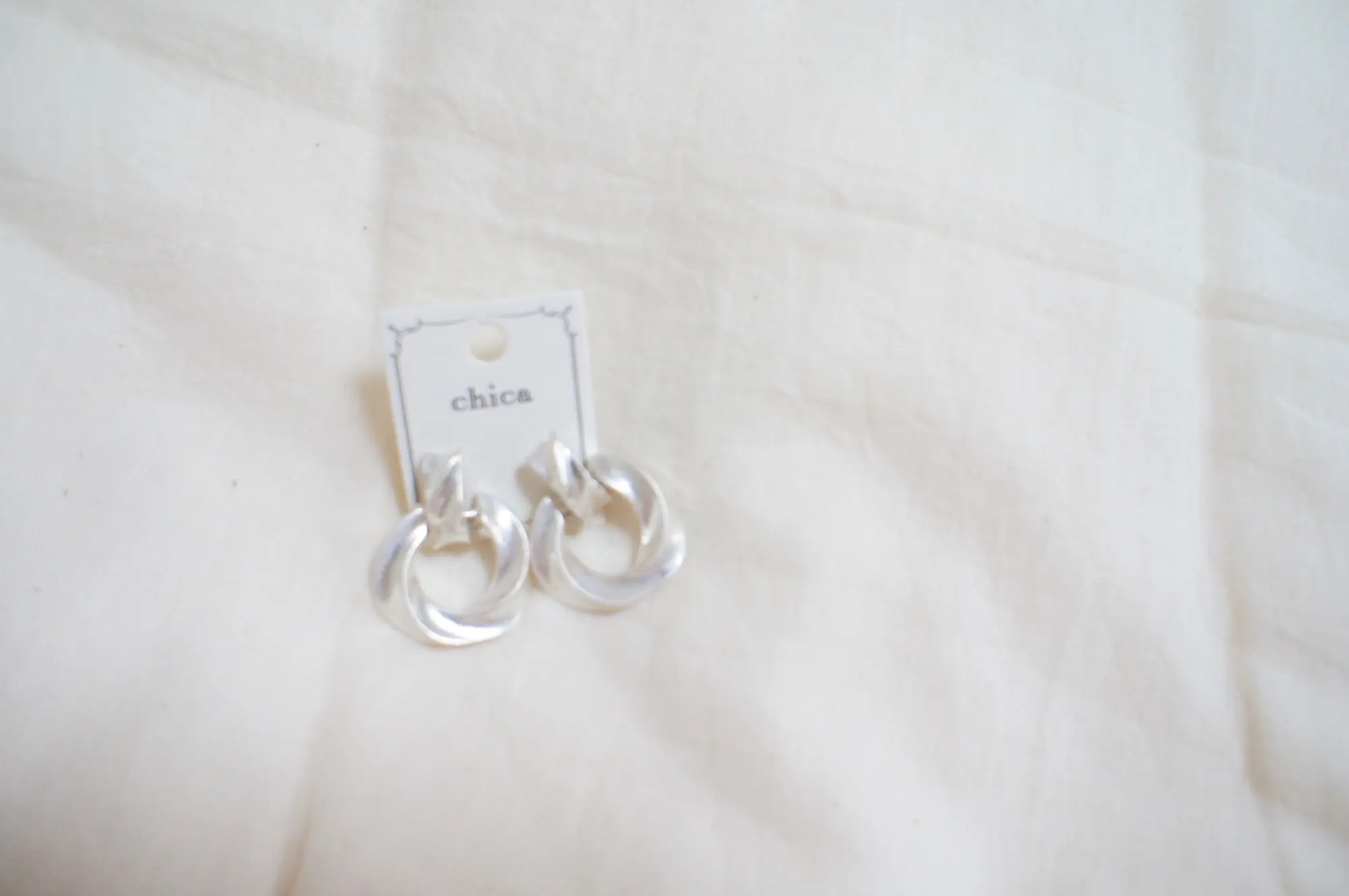 《#プチプラアクセ❤️》高見えする【3COINS】のシルバーピアスをゲット☻_1