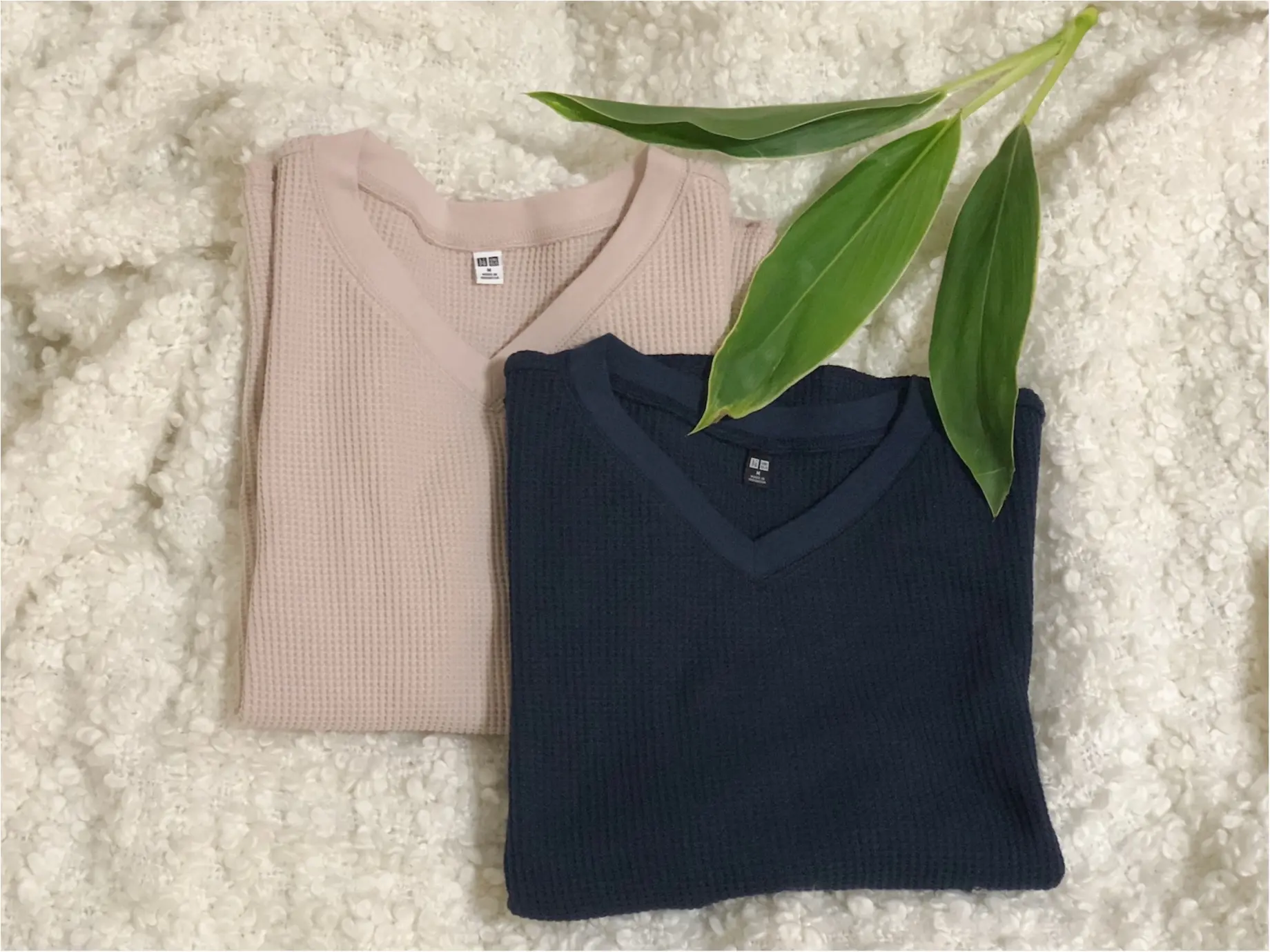 【UNIQLO】《ワッフルVネックT》が長袖になって登場!今から春まで使えるオススメアイテムを色ち買い!_2