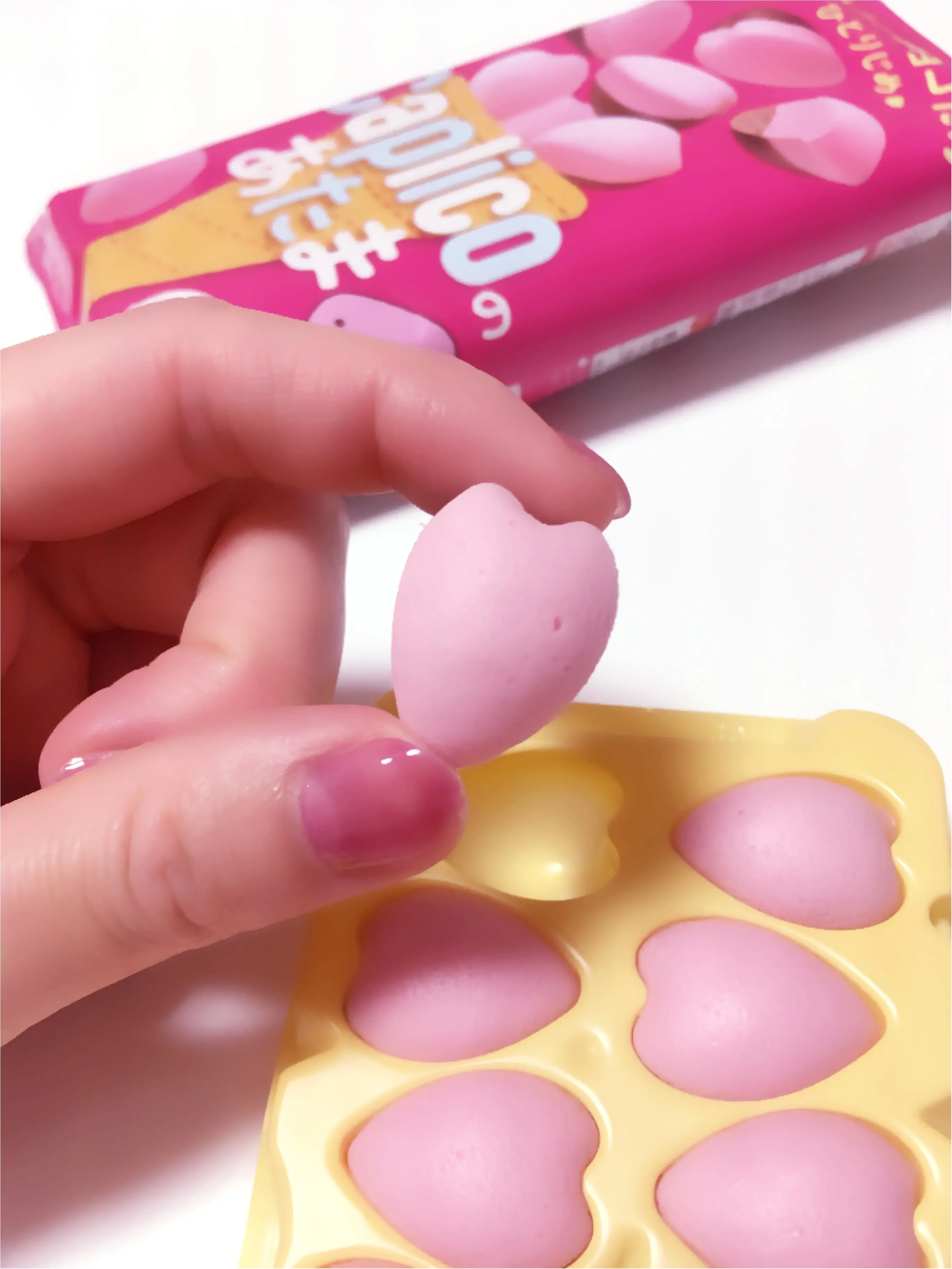 あのロングセラーお菓子がかわいく進化♡『カプリコのあたま』食べてみました(*´ ˘ `*)♡_3