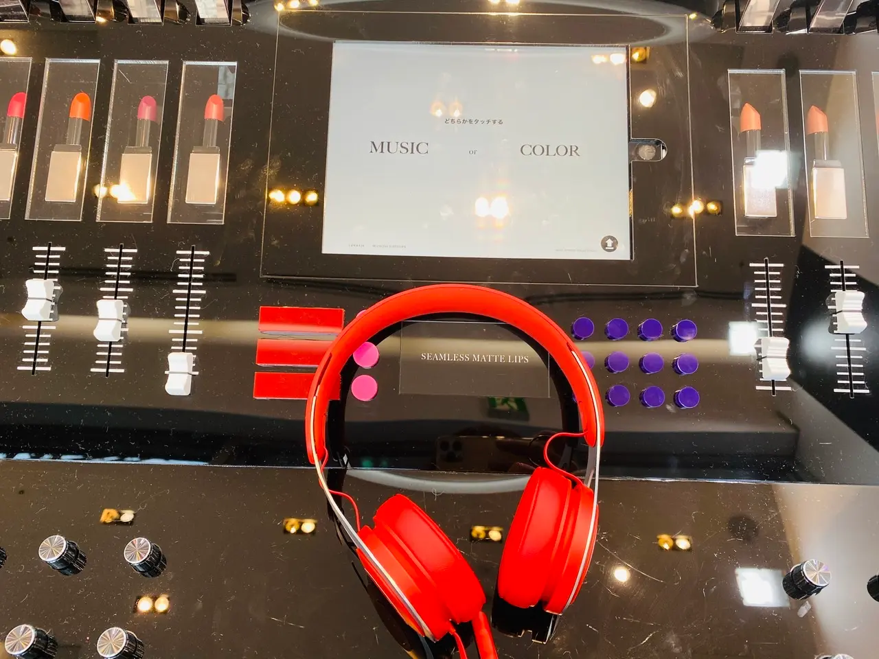 【ルナソル】スペシャルグッズ付き★春コレクションを体験できるイベント《Lip Sounds》へ♡_6
