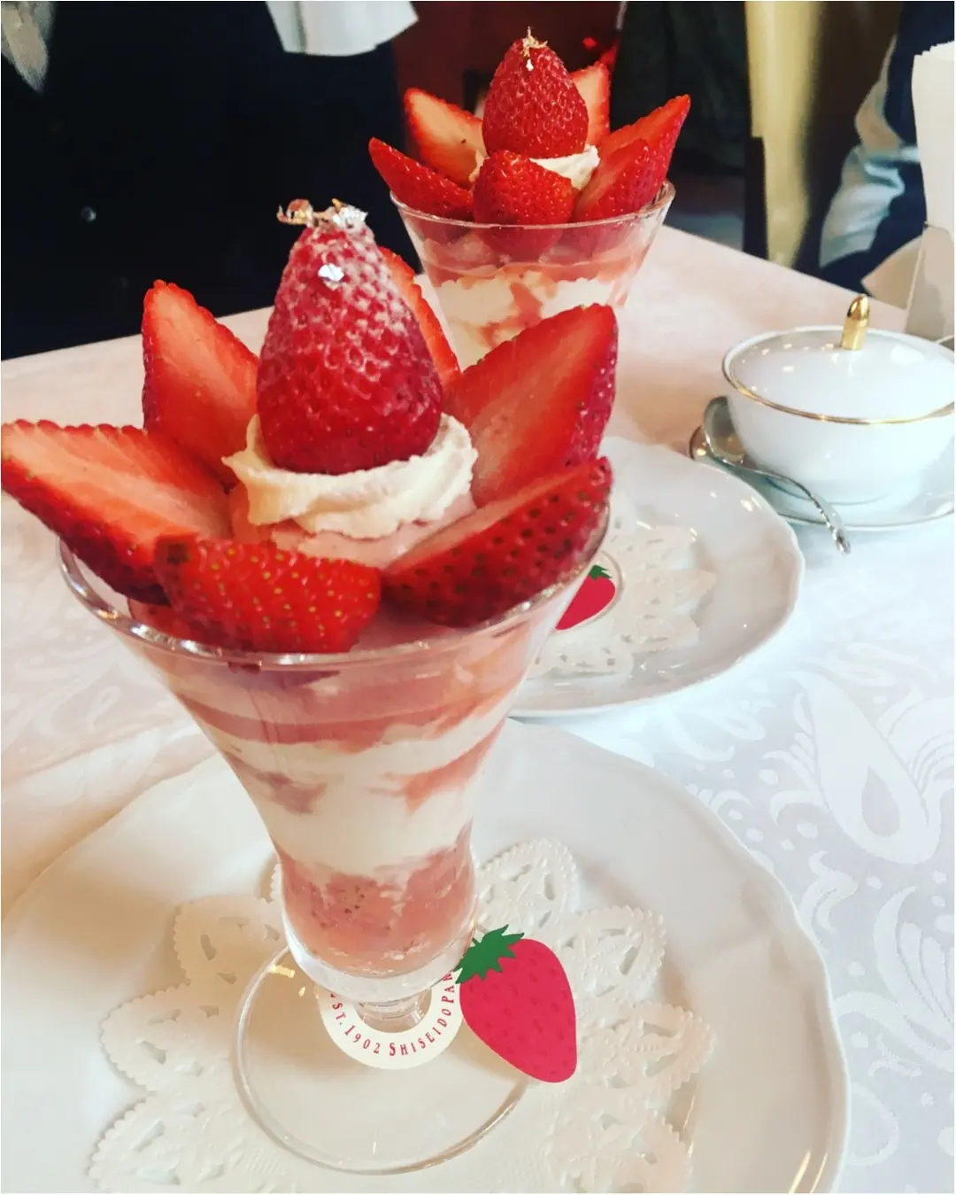 【低糖質パフェ】資生堂パーラーのこだわりの苺フェア♡_3