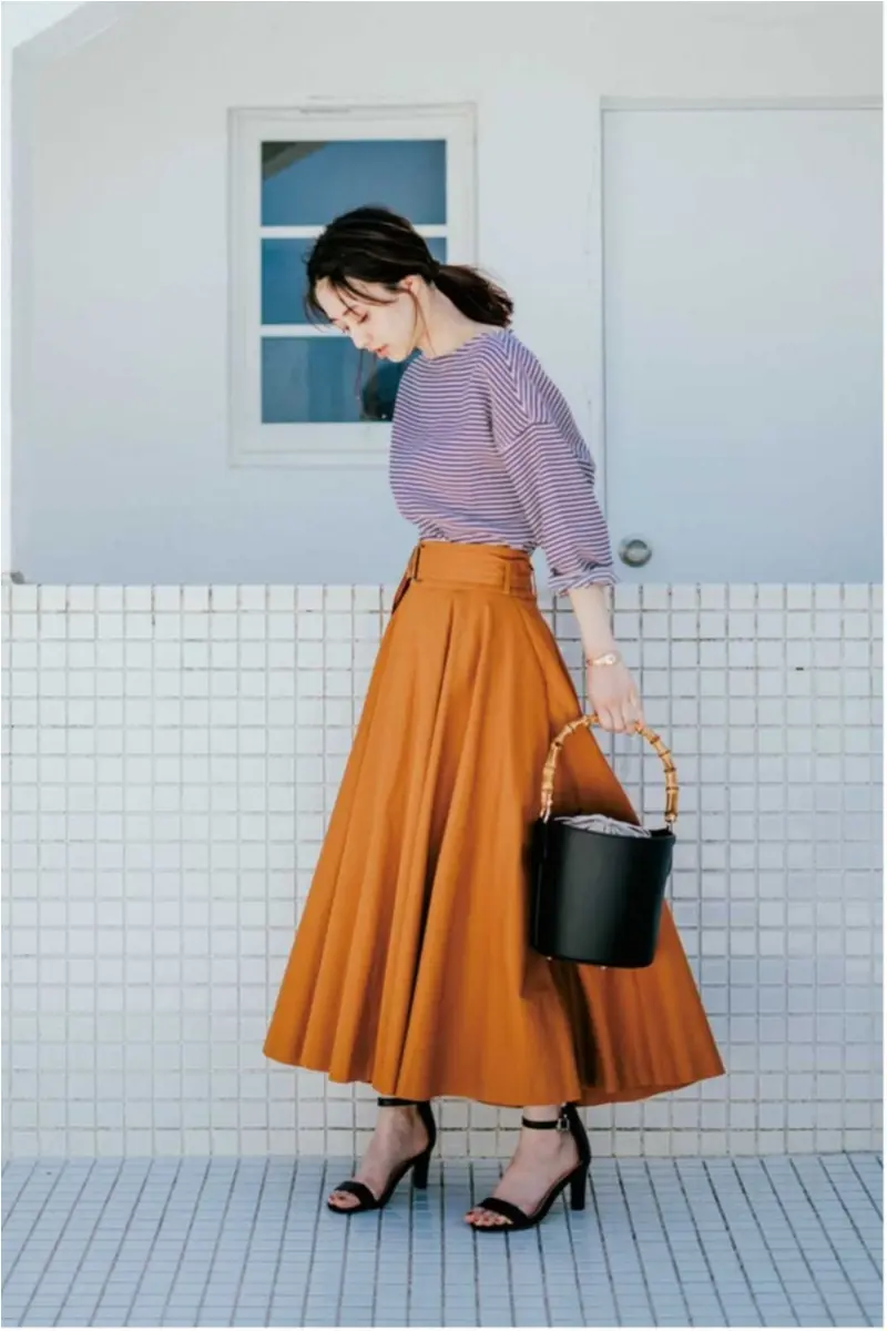 女っぽくて、歩きやすいを叶えるサンダル! 「アンクルストラップ」コーデまとめ_18