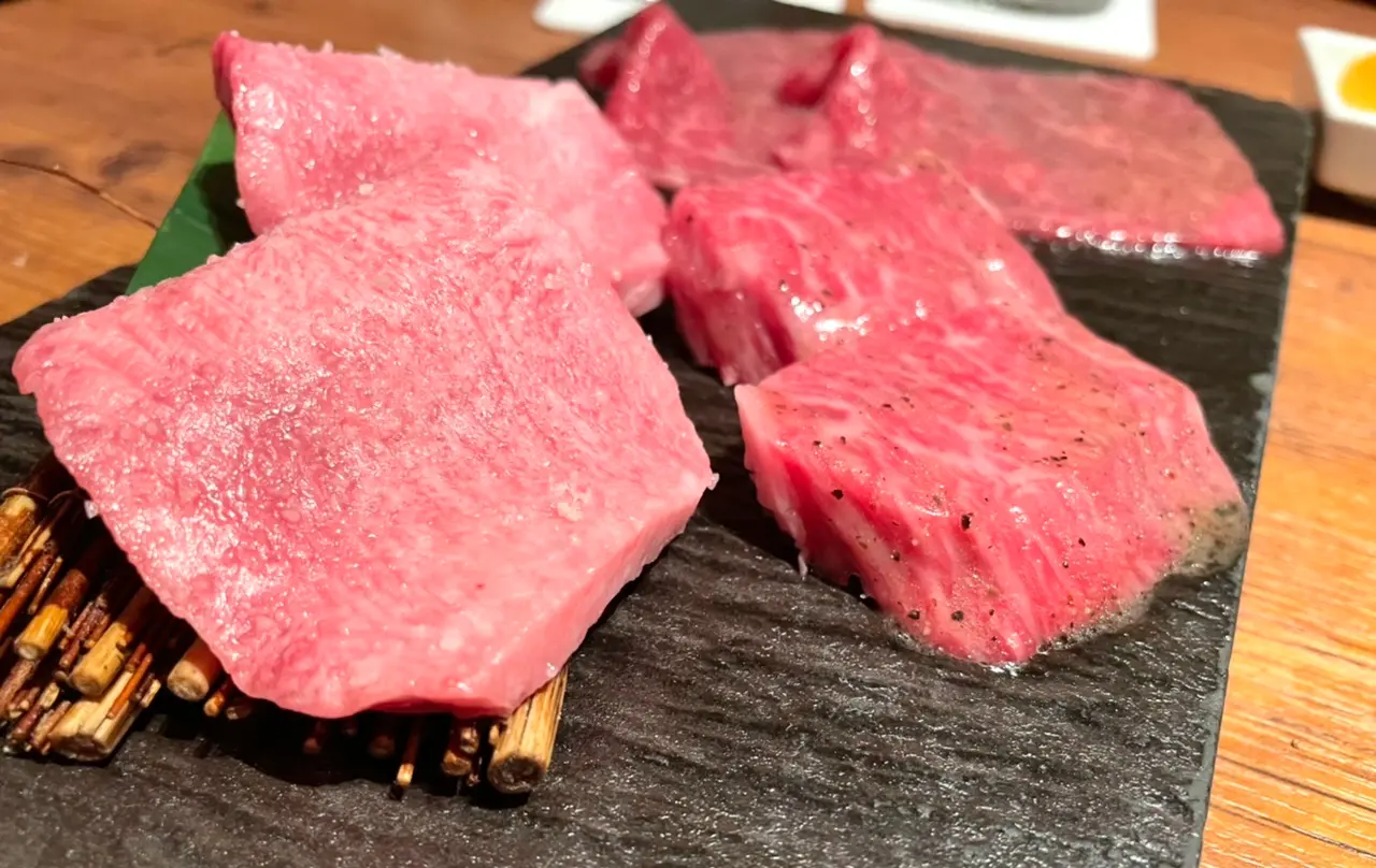 焼肉の名店【うしごろ本店】極みの肉コースに悶絶寸前…トロける肉寿司やシャトーブリアンのカツレツ_6