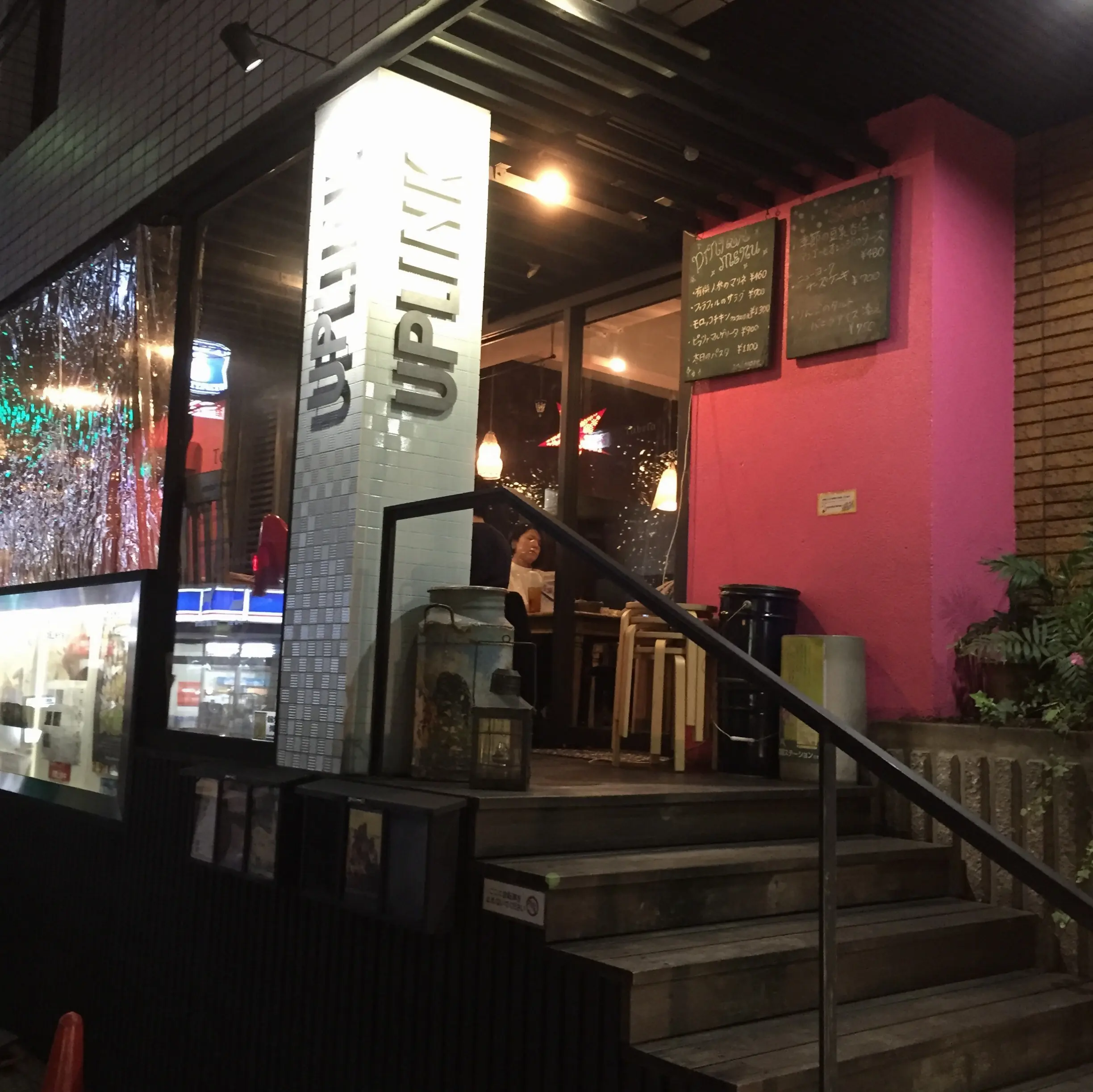 映画好きな方におすすめ♪♪映画配給会社のプロデュースするカフェ【*Tabela*】_1