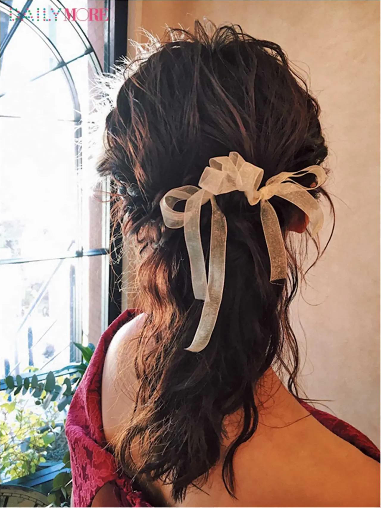 村田倫子ちゃんは、〇〇用のリボンで華やかヘアアレンジ♪【教えて! モアビューティズの1UP美容♡】_2