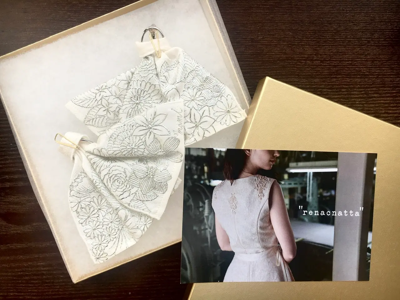 【イヤアクセ】伝統工芸×デッドストックシルク《renacnatta》の金彩イヤアクセが美しすぎる_1