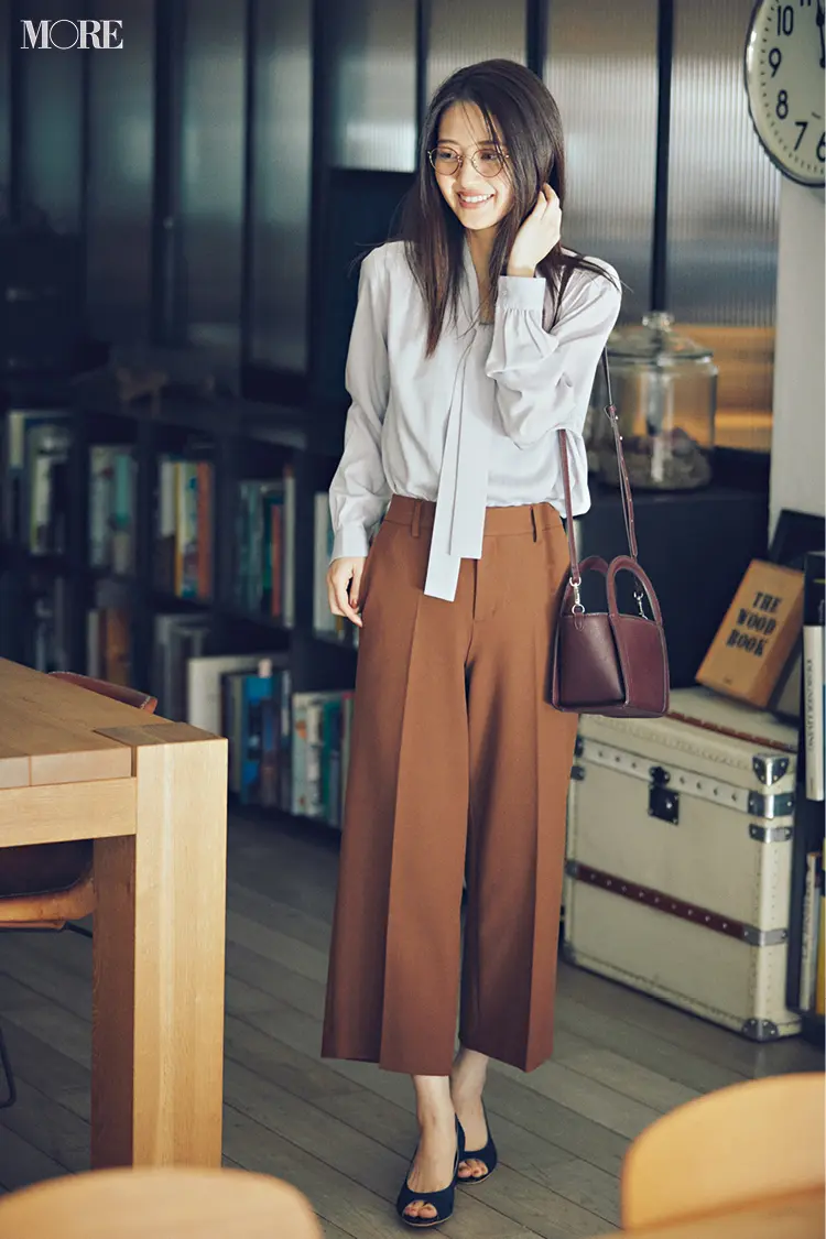 【今日のコーデ】<逢沢りな>きちんと感重視の日は上品きれいなボウタイシャツに頼って正解!_1