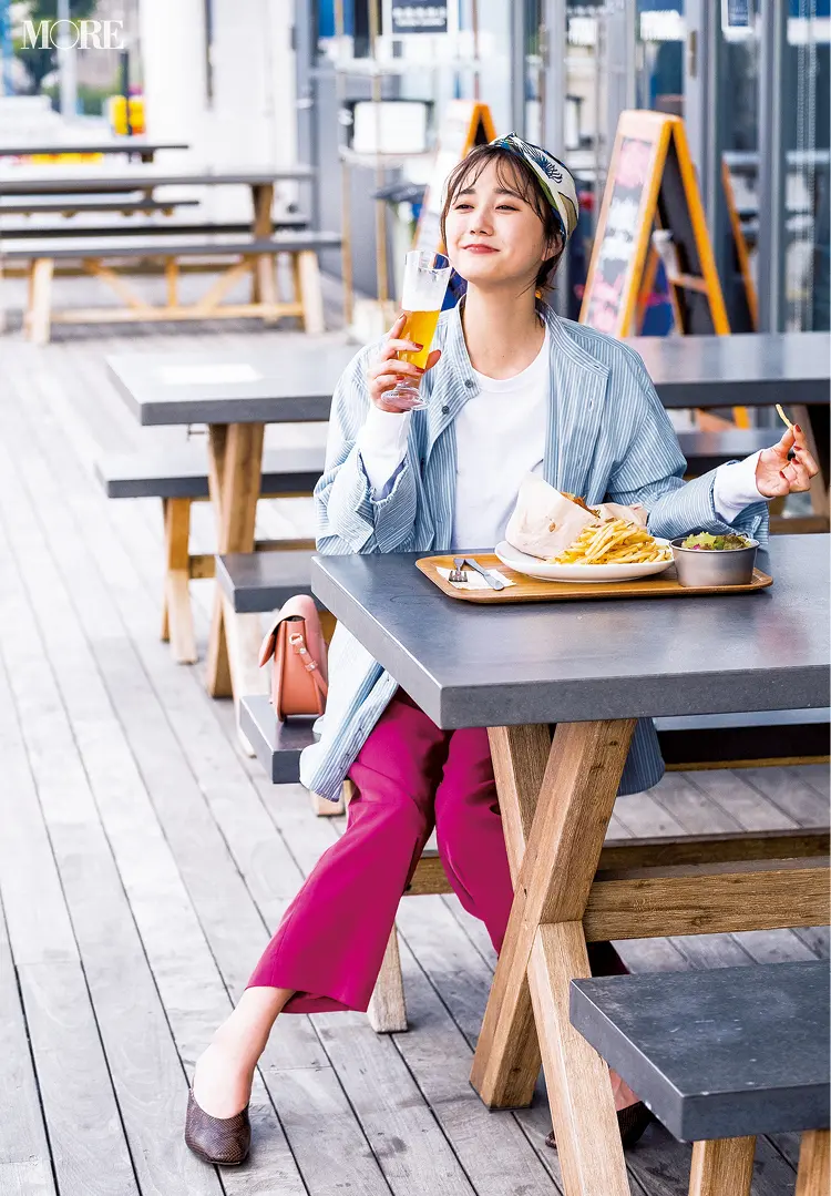 「ぷは〜っ!やっぱビールが最強よね!」鈴木友菜主演・着回し連載『柄アイテムが必要だ。』21日目_1