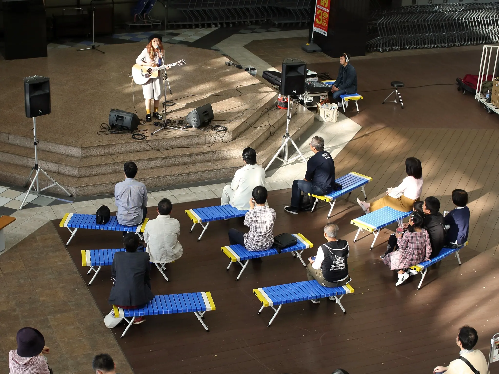 【秋から冬服へ】シンガーソングライターうたうゆきこのLive photo【ファッション】_4