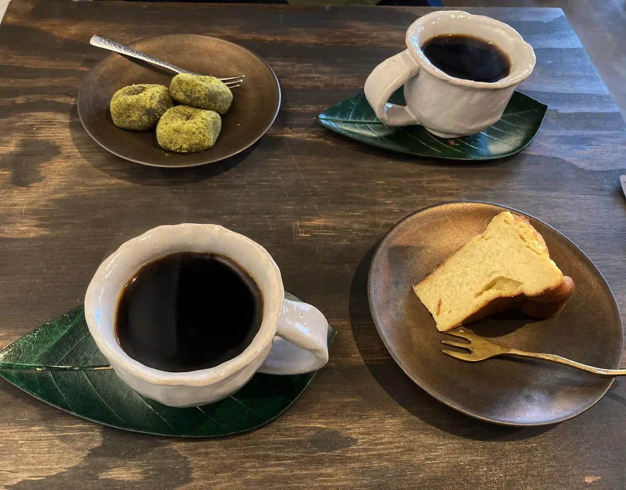 彼とシミラールックで珈琲屋さんへ_3