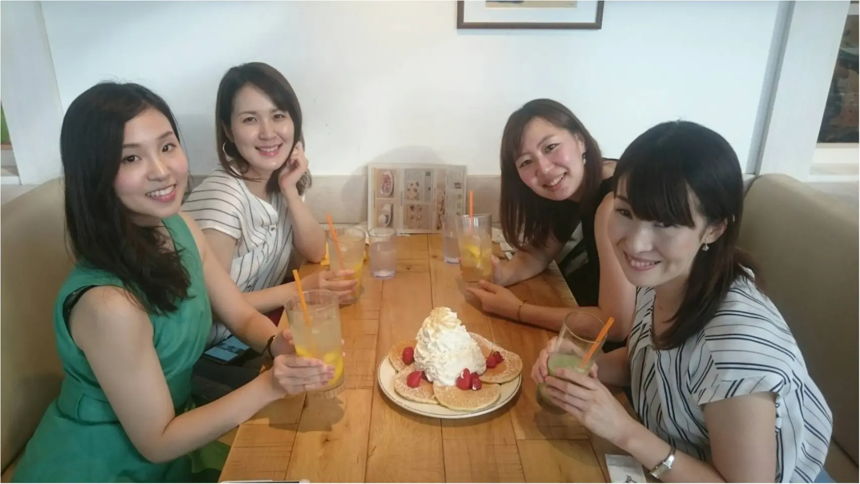 Eggs’nThingsの【SNS映えメニュー】夏の暑いトキ、バテたらひとやすみ♡_1