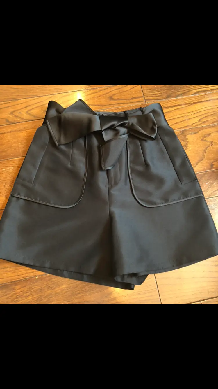 《ファッション》Around 27 のショートパンツ_2