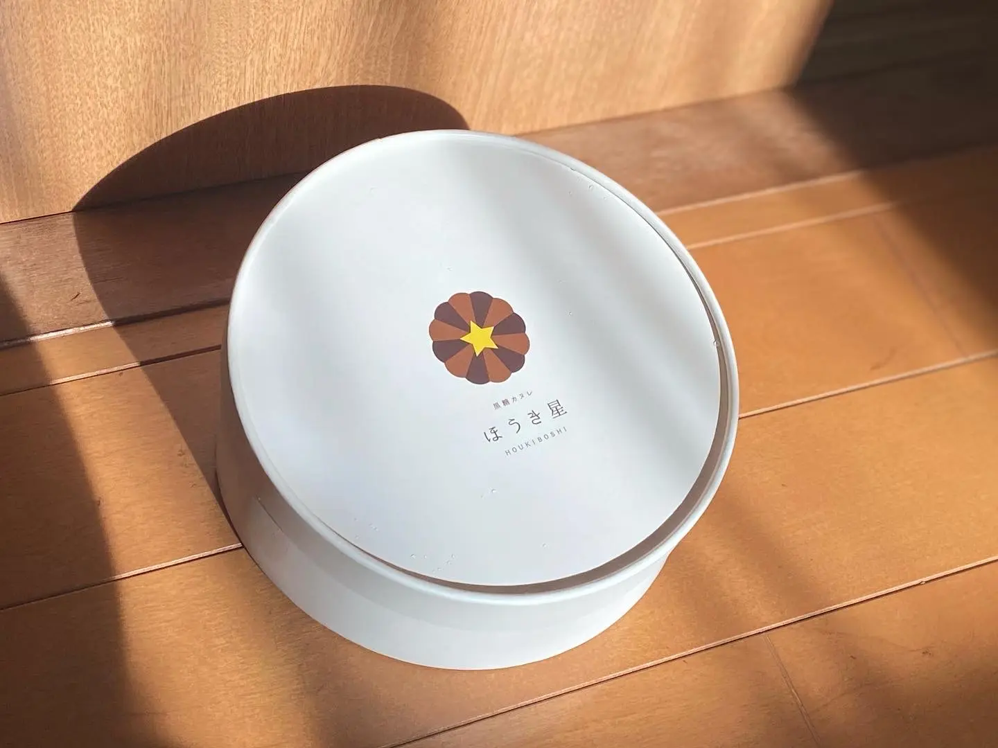 沖縄ではじめてできた黒糖カヌレ専門店★ほうき星のカリもちカヌレ_4