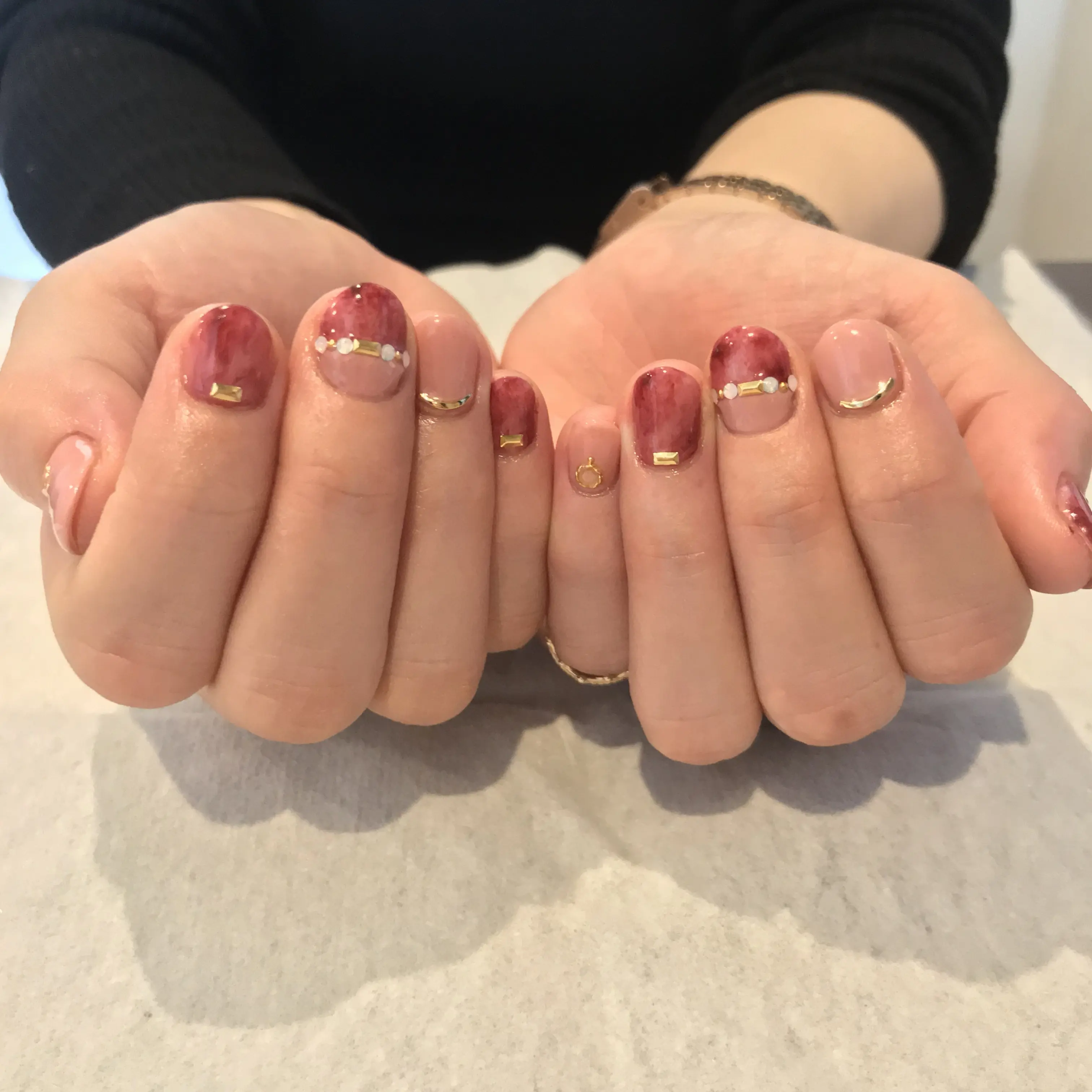 NEWネイルはピンクベージュ&大人マーブル♡欲張りな私は《やり放題コース》で♪_2