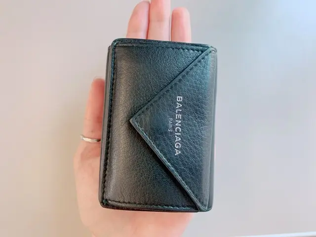 【20代女子の愛用財布】『BALENCIAGA』のミニ財布♡私のおすすめ・:*+._5