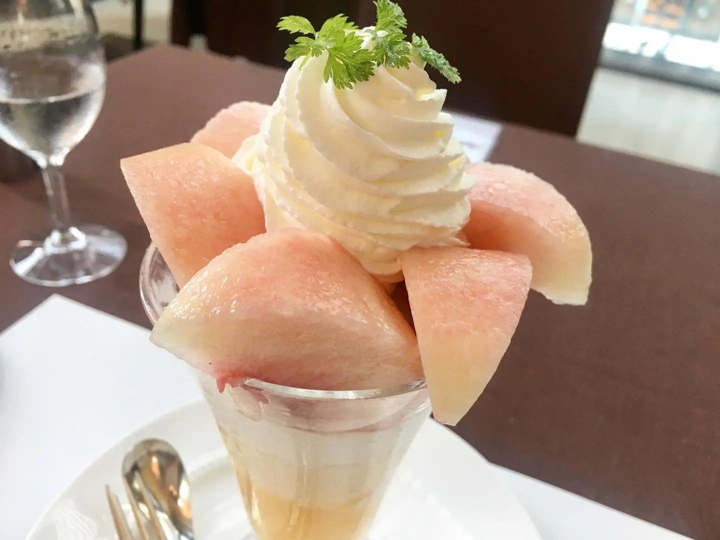 【季節のパフェ】千疋屋のほっぺたおちる贅沢パフェ♡_5