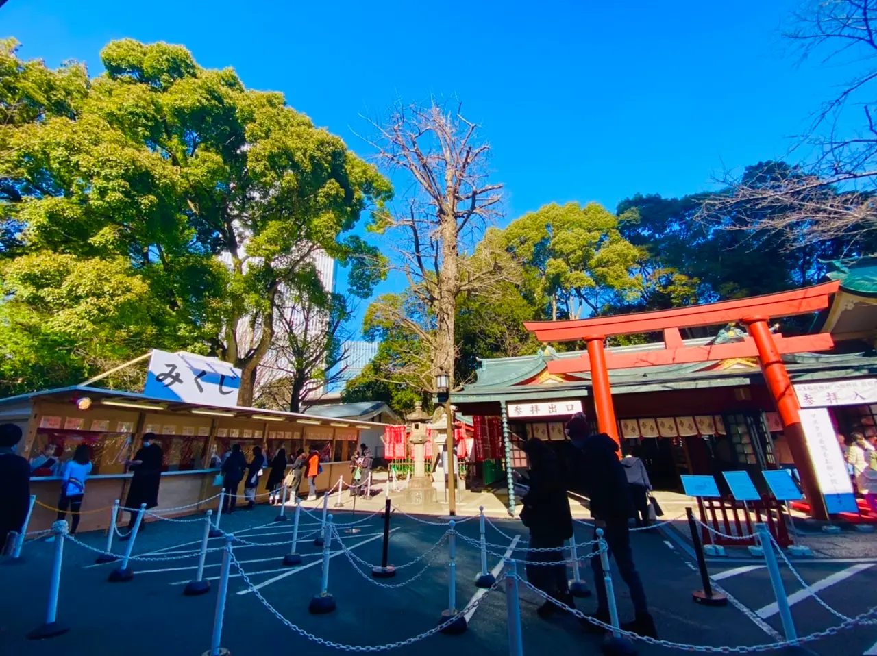 【東京・初詣】まるで京都の伏見稲荷大社!真っ赤な鳥居が圧巻!《日枝神社》千本鳥居は必見★_3