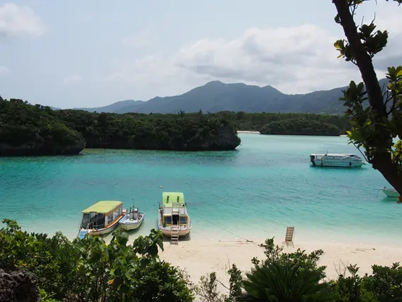 「紅葉がーるず」が提案!沖縄離島めぐりを存分に楽しもう!【女子旅必須アイテム6選】 _1