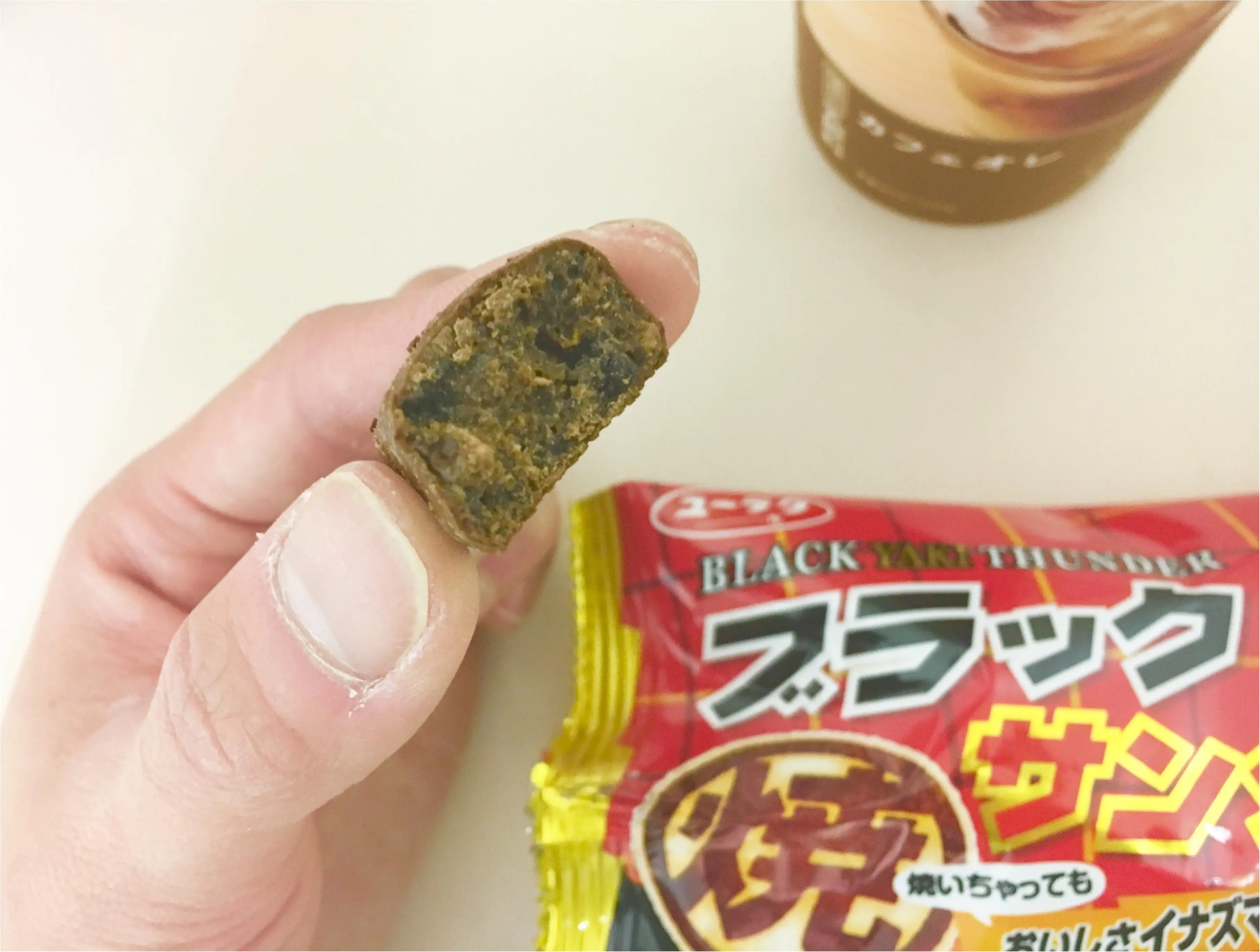コレ待ってました!みんな大好き《ブラックサンダー》に待望の〇〇登場❤️_3