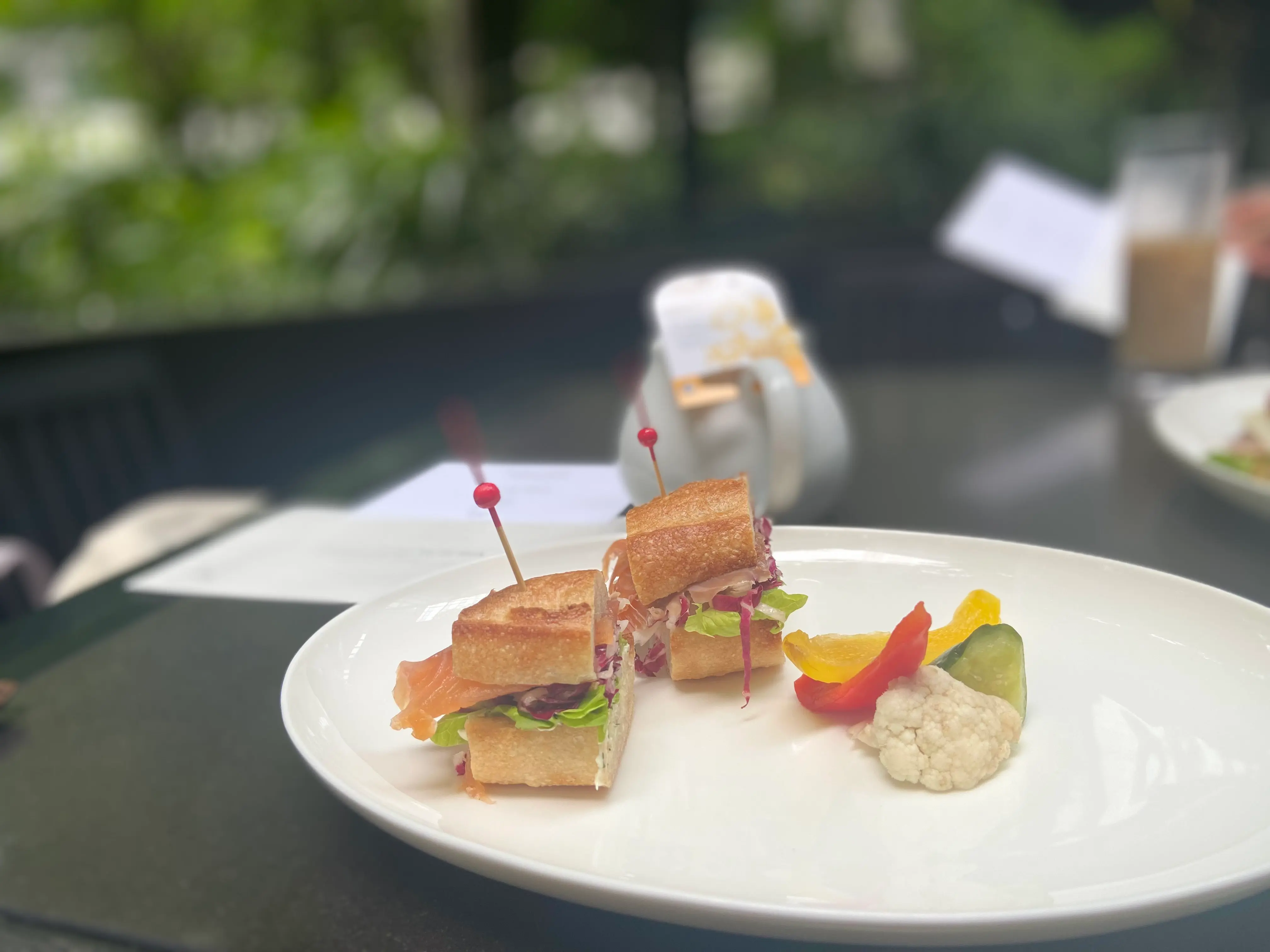 《涼しげテラスでアフタヌーンティー》大都会の中の大自然✨カフェタイム【ザ・カフェ by アマン(The Cafe by Aman)】_4
