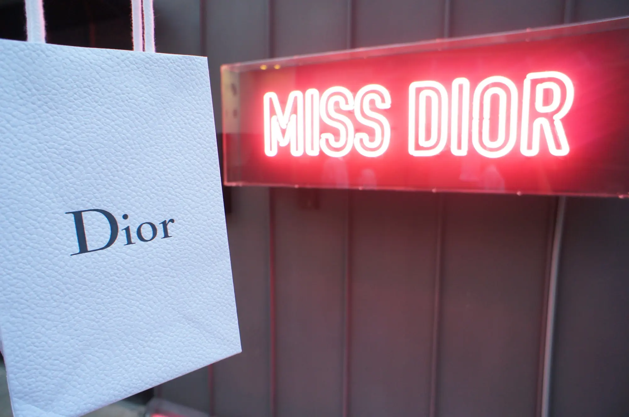 《大盛況❤️》【表参道】MISS DIOR LOVE N’ROSES 展覧会に行ってきました☻!_9