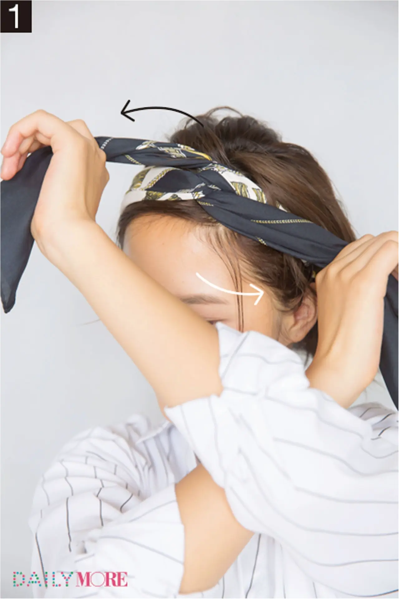 おまとめスカーフなら、簡単に今っぽヘアに! モアビューティズ菊地晴美ちゃん直伝「隠れ家カフェでおしゃべり日にGOOD」な神ヘアアレンジ_4