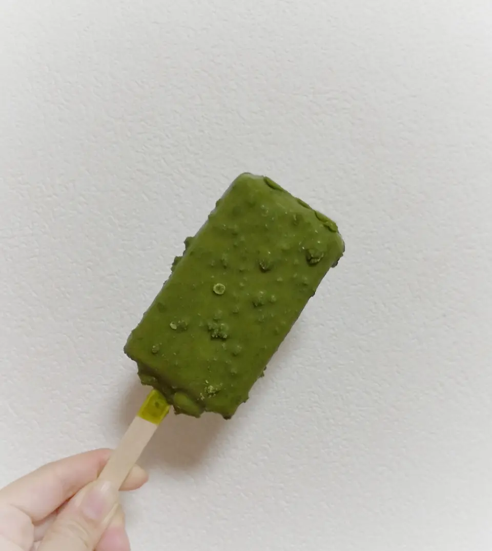 【セブンアイス】CHOCOLATE BARシリーズのアイス二種類を食べ比べ!_3