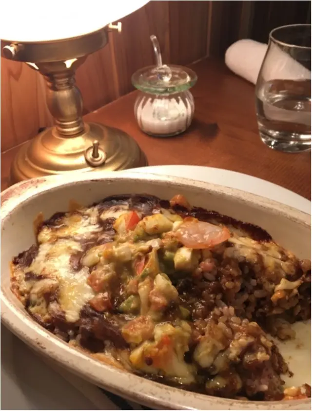 赤を着てでかけよう❤️暖炉のあるカフェであったかランチ。_8