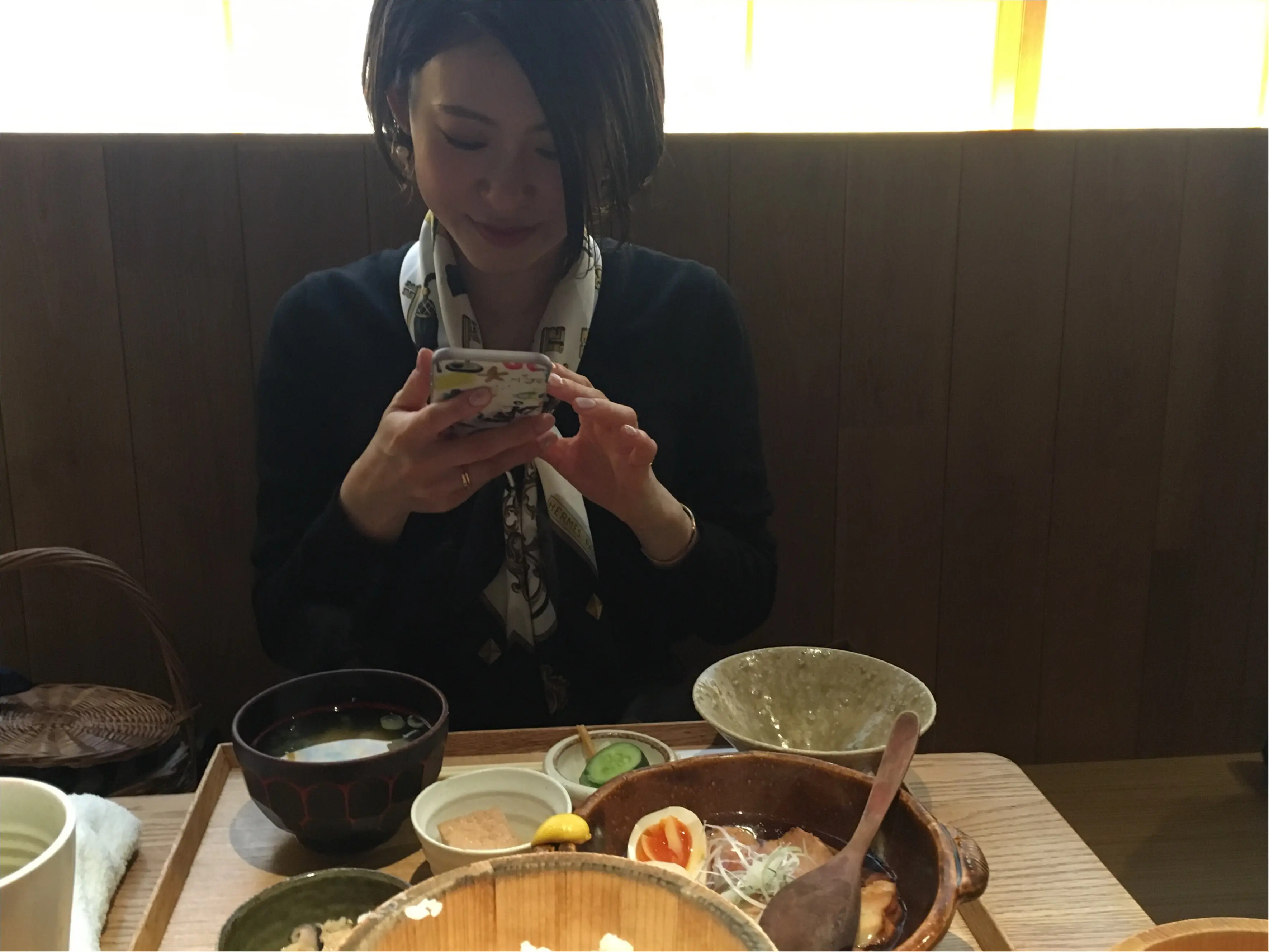 春だけど寒い日は「白ソックス」でおしゃれに防寒対策★休日コーデとランチ♪_3