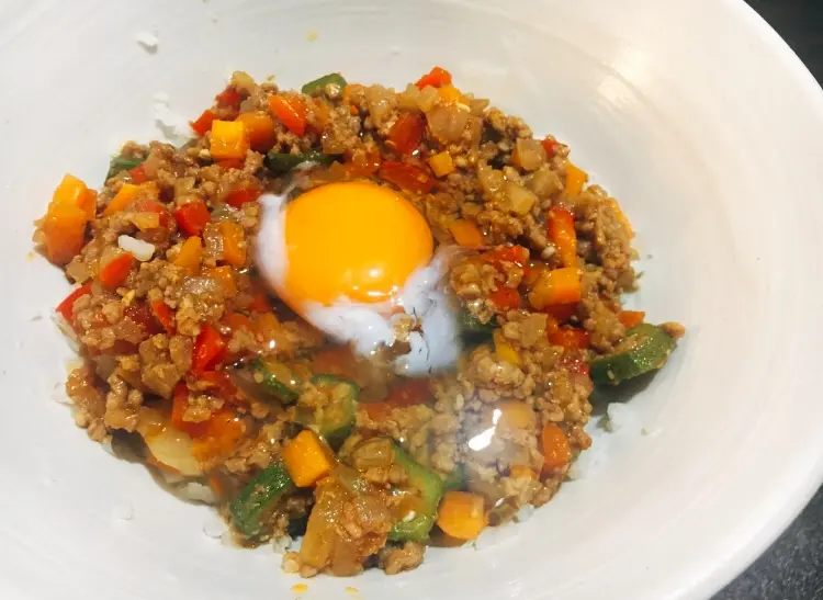 【おこもり飯】話題の"カリフラワーライス"を使ったヘルシーキーマカレー❤︎_2