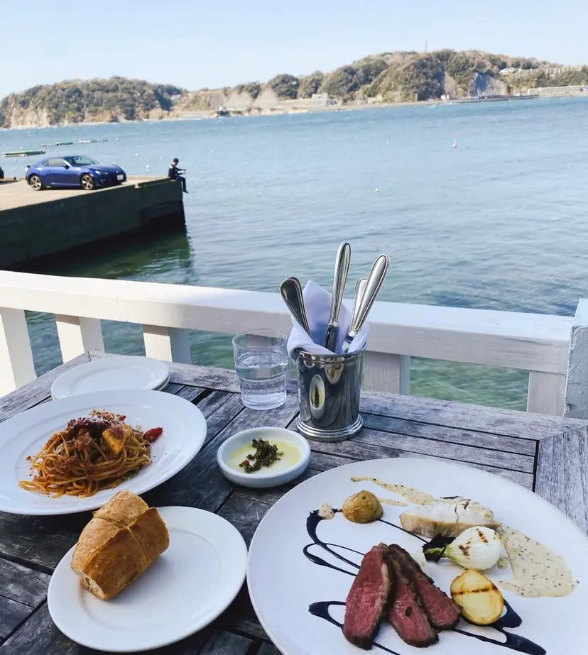 海沿いカフェ テラスカフェ フレンチ 海沿いテラス