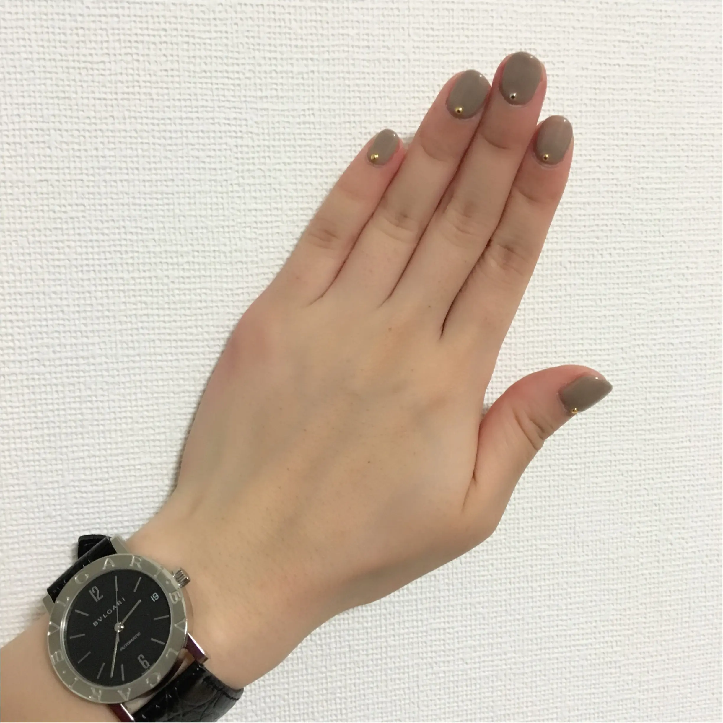 相手への『見せ方』が重要!ワンランク上の自分を見せるネイル術。_2