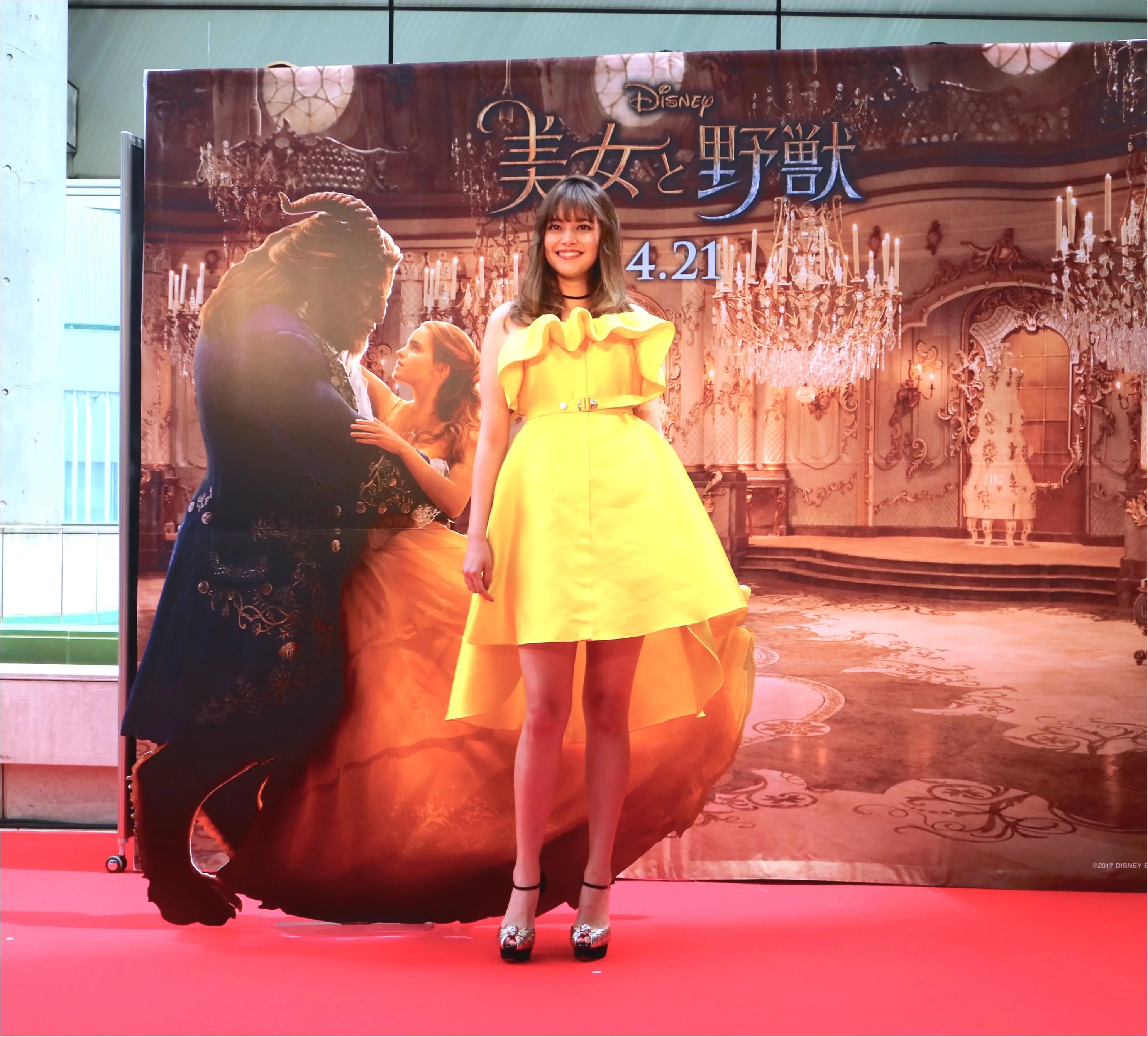 岸本セシルが映画 美女と野獣 レッドカーペットに登場 ベルイエローのドレス姿が美しすぎる ファッション コーディネート 代 Daily More