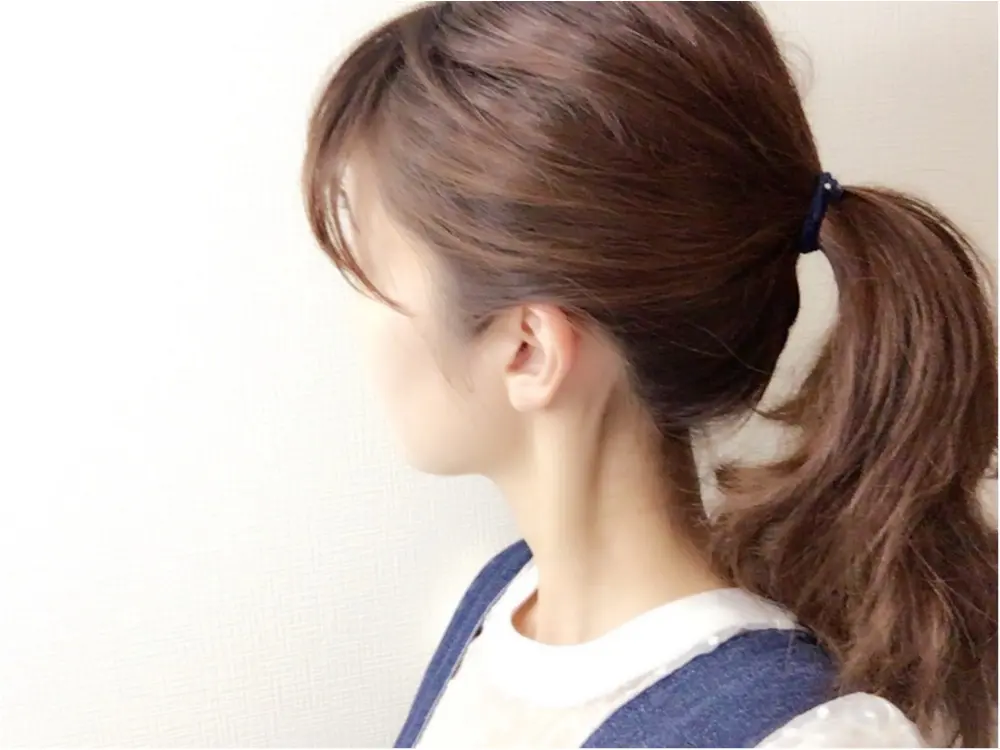 ぶきっちょさんでも大丈夫!コテを使わずヘアゴム1本で《ニュアンスヘア》を作る裏ワザ❤️_2